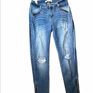 KanCan Distressed High Rise Ankle Zipper Jeans